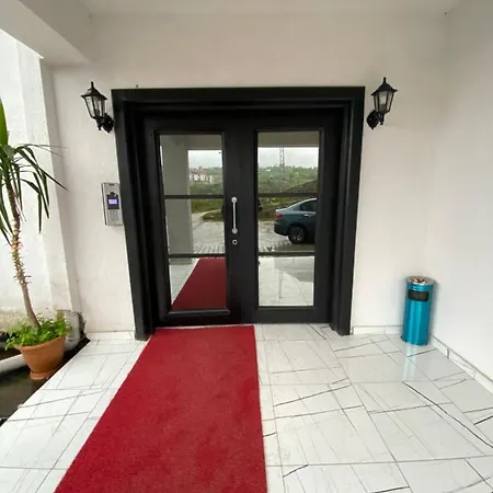 Apartment Kueltuer Suite Kasuestue Trabzon